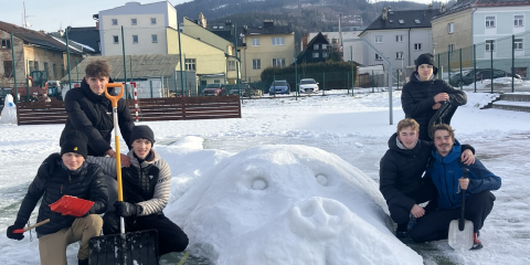 Obrázek: aktuality/sochy.png