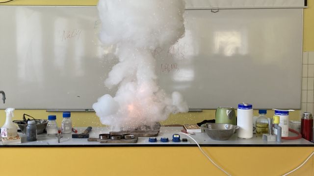 Hodina moderní chemie